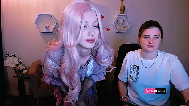 isa_luxury from StripChat is Freechat