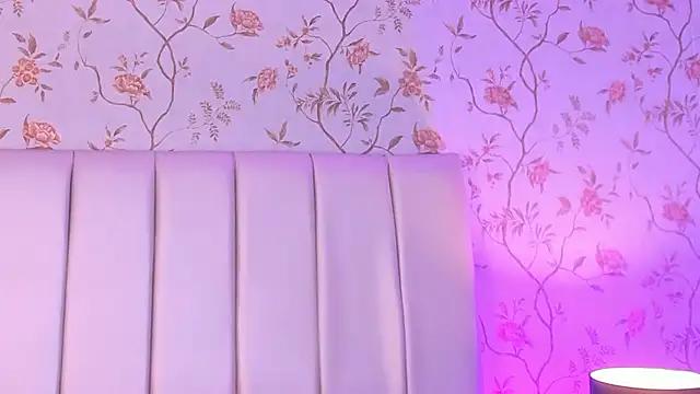Isa_Martingb from StripChat is Freechat