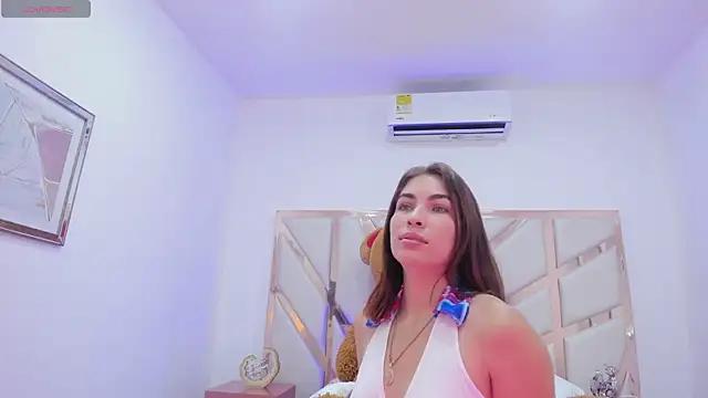 Isabel_Paris from StripChat is Freechat