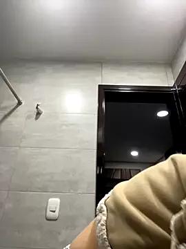 Isabela_Colins from StripChat is Freechat