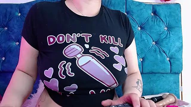 Check-out our cam rooms range and converse on a personal level with our delicious livecams streamers, showing off their spicy curves and toys.