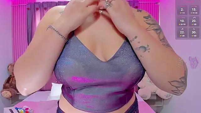 Isabella-Robert from StripChat is Freechat