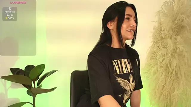 IsabelleColette from StripChat is Freechat