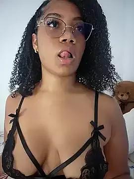 isagomez from StripChat is Freechat