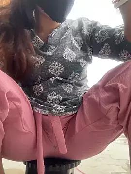Photos of Ishikaranaa from StripChat is Freechat