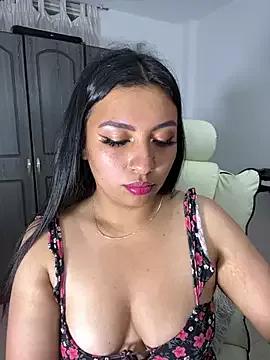Issa_Santana from StripChat is Freechat