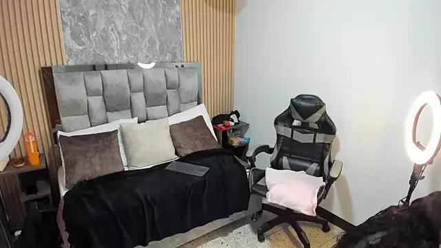 Jade_gi_ from StripChat is Freechat