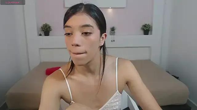 JasmineKnight from StripChat is Freechat