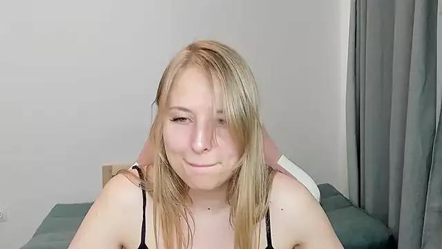 Jessy_Ginger from StripChat is Freechat