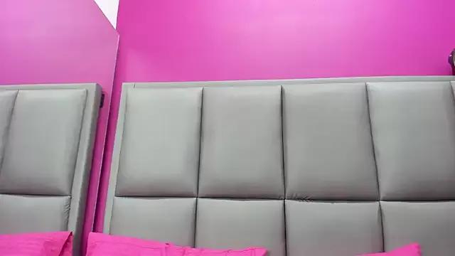 JESSYCORTES from StripChat is Freechat