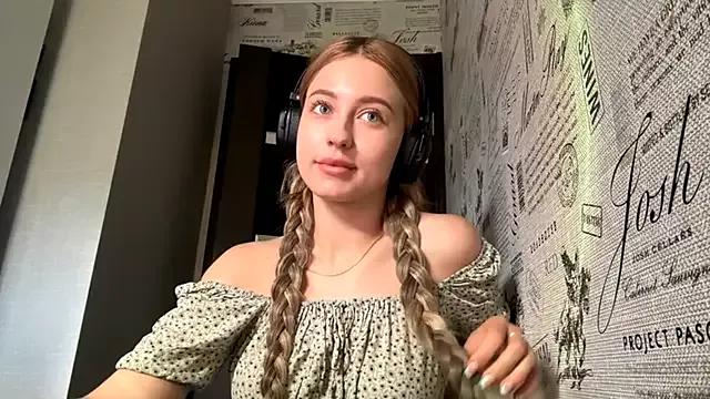 Jetta_Corsacami from StripChat is Freechat