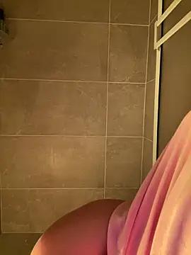 jhalila from StripChat is Freechat