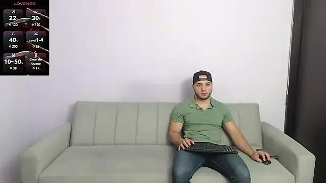 Photos of jhustin_marcius from StripChat is Freechat