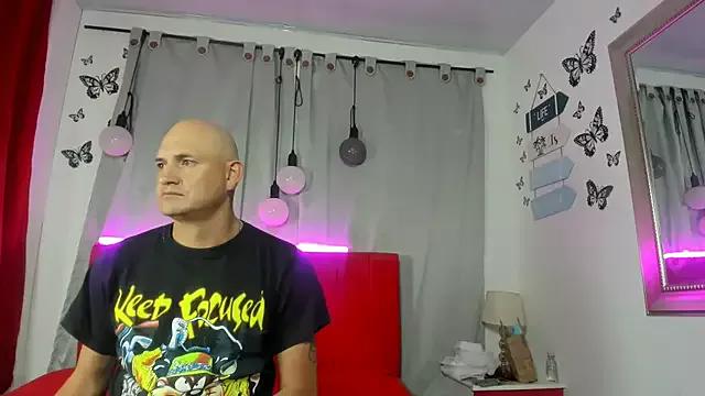joker_and_harleyq from StripChat is Freechat