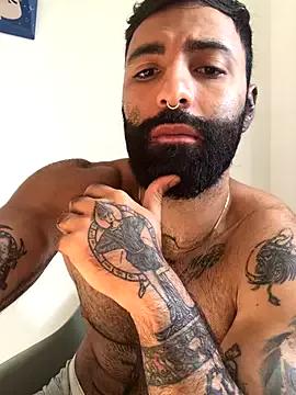 Juan-Diamond from StripChat is Freechat