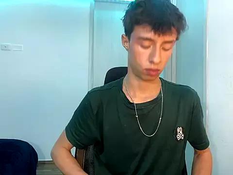 Juanmres from StripChat is Freechat