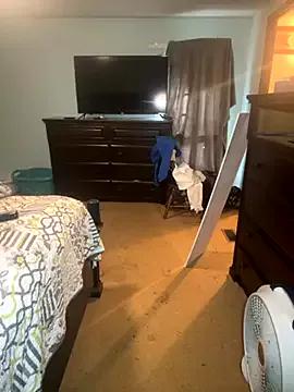 JuicyExxxperience from StripChat is Freechat