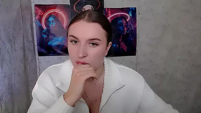 Check-out our cam rooms range and converse on a personal level with our delicious livecams streamers, showing off their spicy curves and toys.