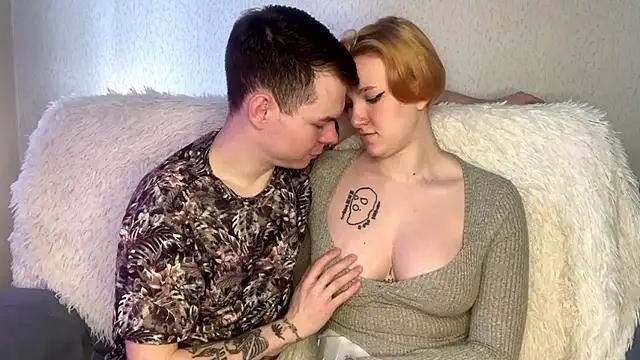 julielourens from StripChat is Freechat
