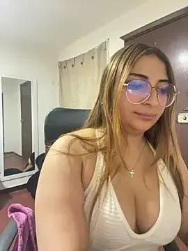 julieta_baron from StripChat is Freechat