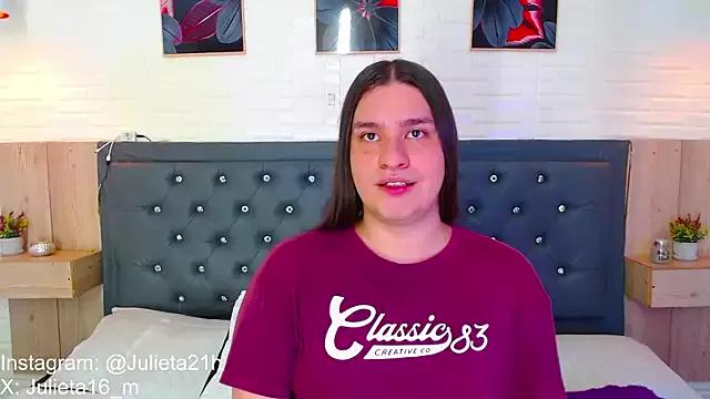 Julieta_Colleman from StripChat is Freechat
