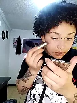 julieta_robert from StripChat is Freechat
