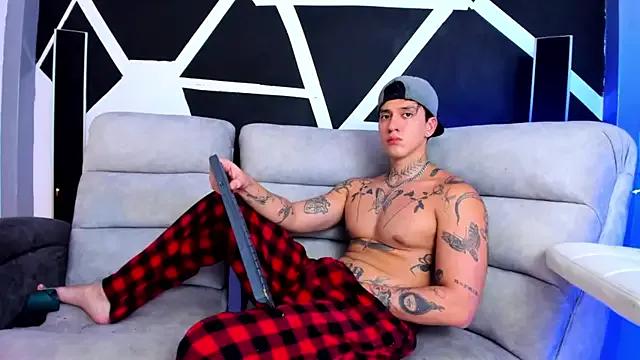 JUSTIN_FULLER1 from StripChat is Freechat