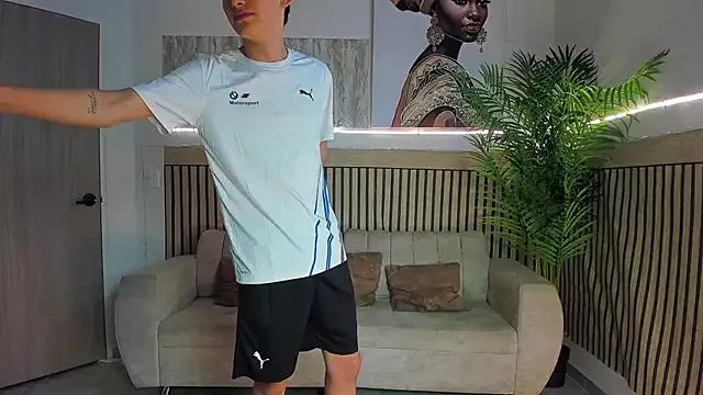 Check-out our cam rooms range and converse on a personal level with our delicious livecams streamers, showing off their spicy curves and toys.