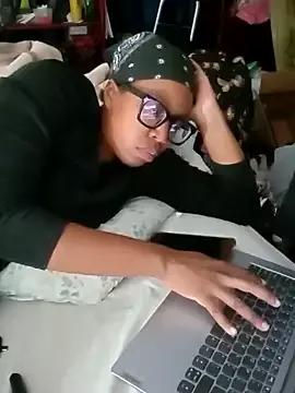 justuncensored from StripChat is Freechat