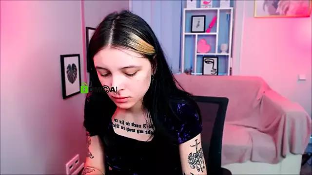 Check-out our cam rooms range and converse on a personal level with our delicious livecams streamers, showing off their spicy curves and toys.