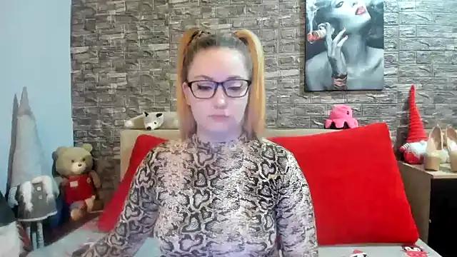 Check-out our cam rooms range and converse on a personal level with our delicious livecams streamers, showing off their spicy curves and toys.