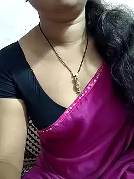 Kamila-queen from StripChat is Freechat