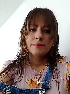 karamirror_ from StripChat is Freechat