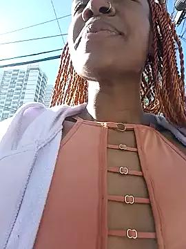 KarlaBelluci from StripChat is Freechat