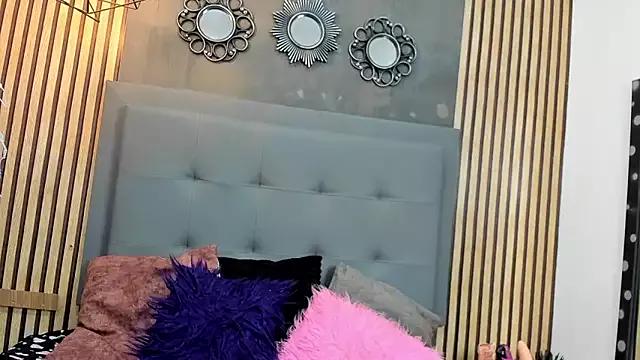 karlarusso from StripChat is Freechat