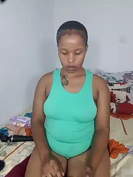 Karly-Q from StripChat is Freechat