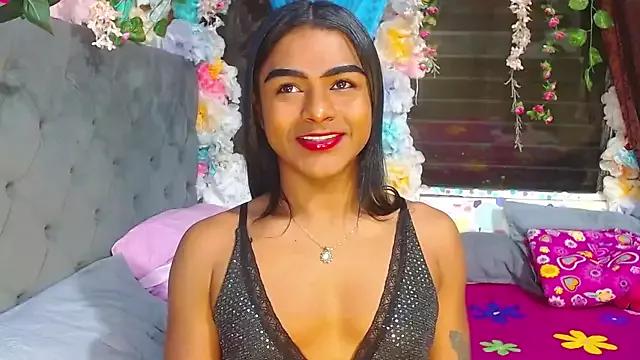 Karly_coffe from StripChat is Freechat