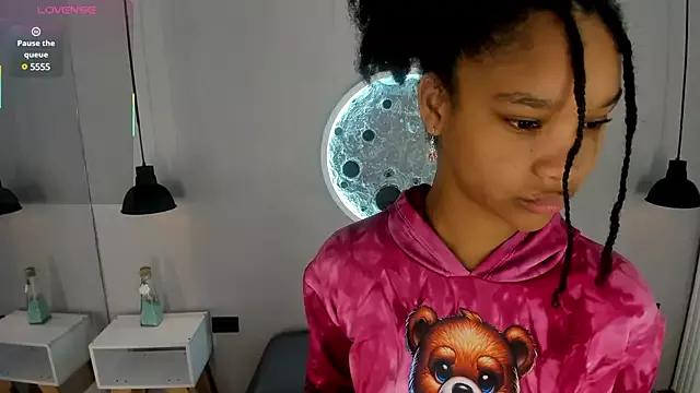Karol__ebony from StripChat is Freechat