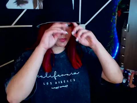 KAROLDREAM from StripChat is Freechat