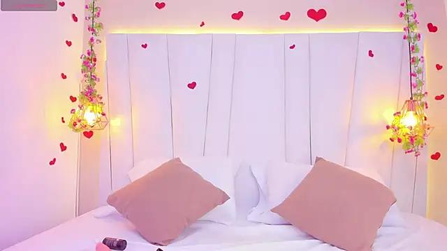 Check-out our cam rooms range and converse on a personal level with our delicious livecams streamers, showing off their spicy curves and toys.