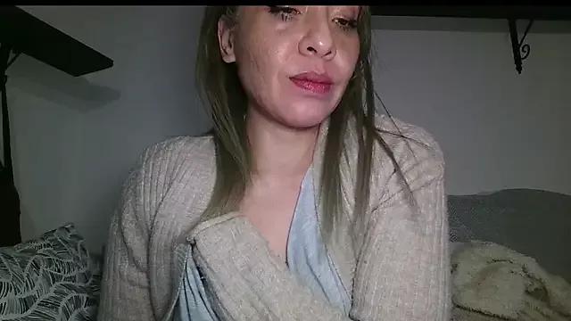 KarolinaReaper from StripChat is Freechat