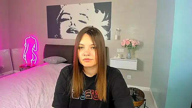 KarolinaRobski from StripChat is Freechat