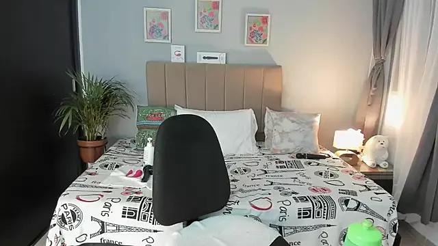 Photos of kataleyarios01 from StripChat is Freechat