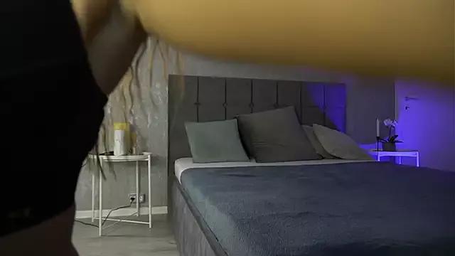 Check-out our cam rooms range and converse on a personal level with our delicious livecams streamers, showing off their spicy curves and toys.