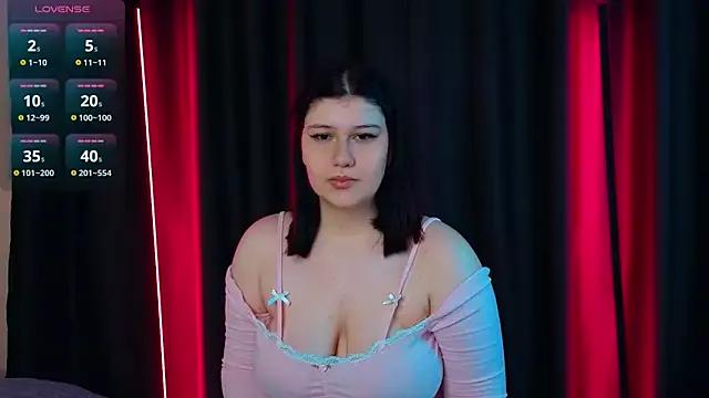 KateMidas from StripChat is Freechat