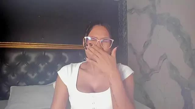 katemooss from StripChat is Freechat