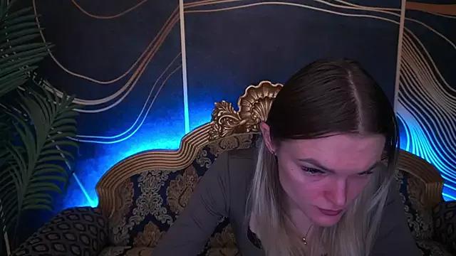 KateSly from StripChat is Freechat