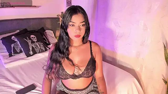 kathdolly from StripChat is Freechat