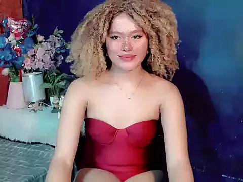 Check-out our cam rooms range and converse on a personal level with our delicious livecams streamers, showing off their spicy curves and toys.