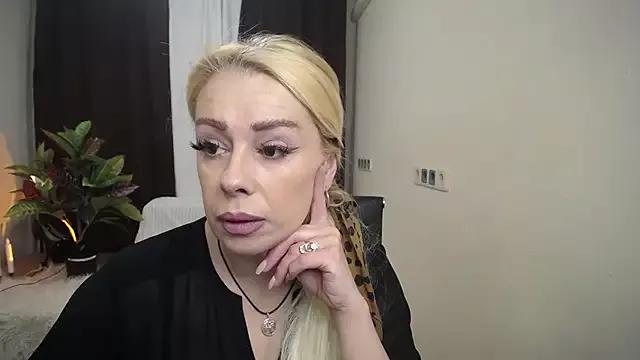 KatrinaCharm from StripChat is Freechat
